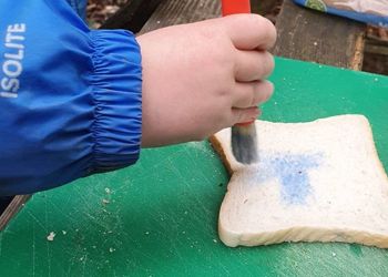 We had fun at nursery forest school decorating bread and toasting it. A yummy treat on a cold spring day.