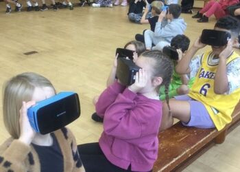 Year five took off to outer space today on a rocket to explore the solar system by the means of virtual reality! What a super experience we had! 