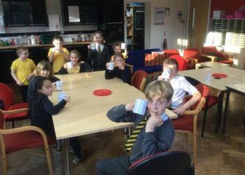 Whyteleafe School @Whyteleafe_sch · Nov 4 Well done to our amazing children who earned 'Hot Chocolate with the Head' today for always going over and above! #aiminghigh