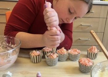 Practising our piping skills! Look at these delicious cupcakes made by our children! Let’s hope they don’t find their way to the staffroom…